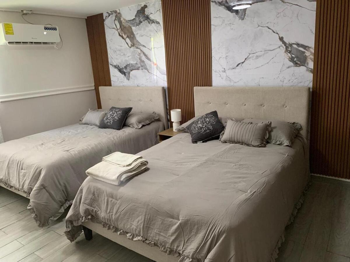 Elegant 2-Bedroom Apartment - Ferienwohnung Chitre