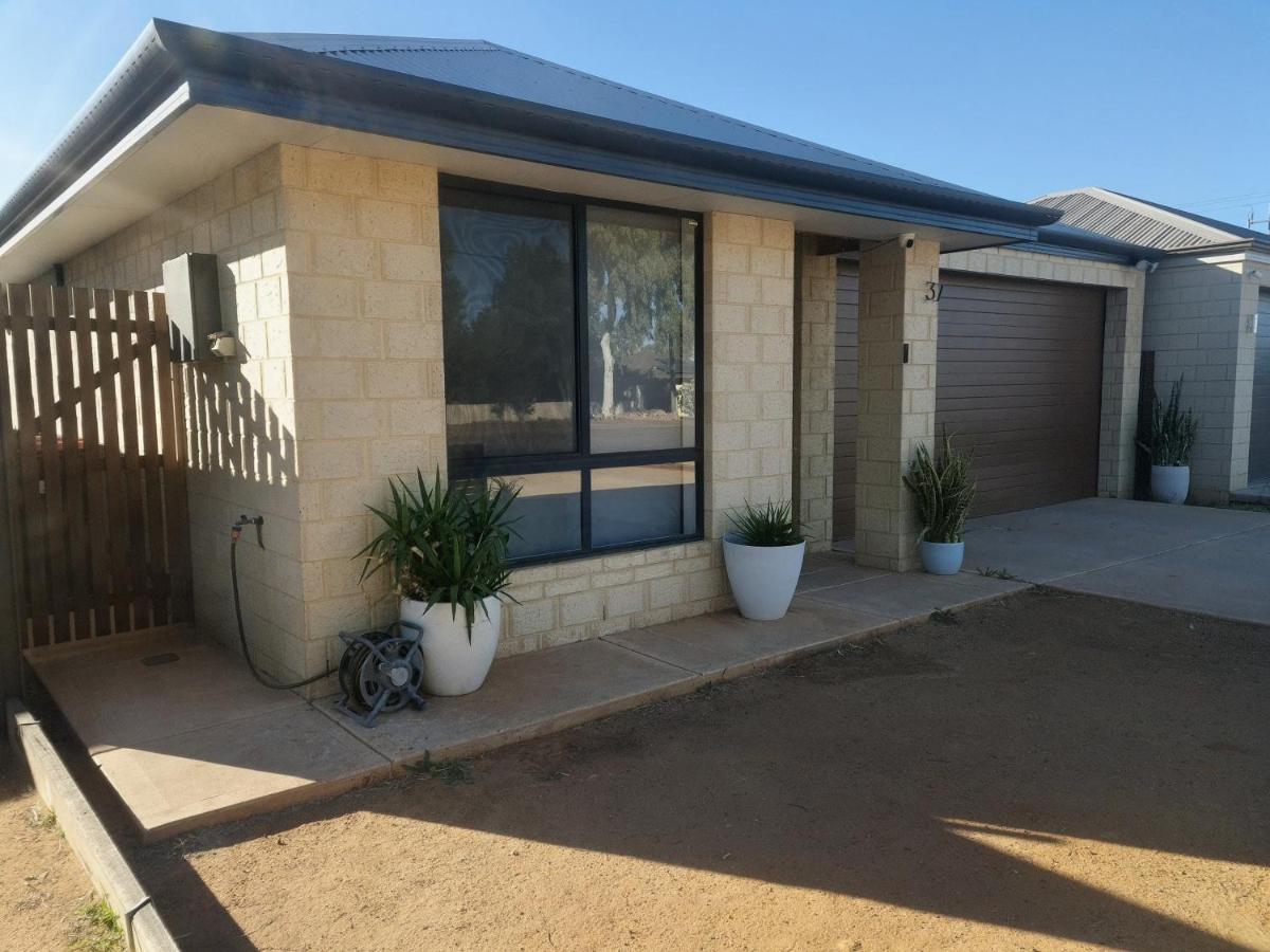 Private Room Kalgoorlie - Bed and Breakfast Williamstown