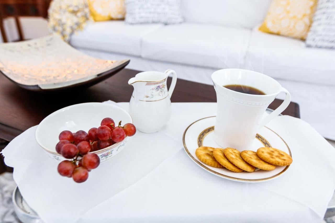 Cattleya's Kingsway Suite - B&B Kingston