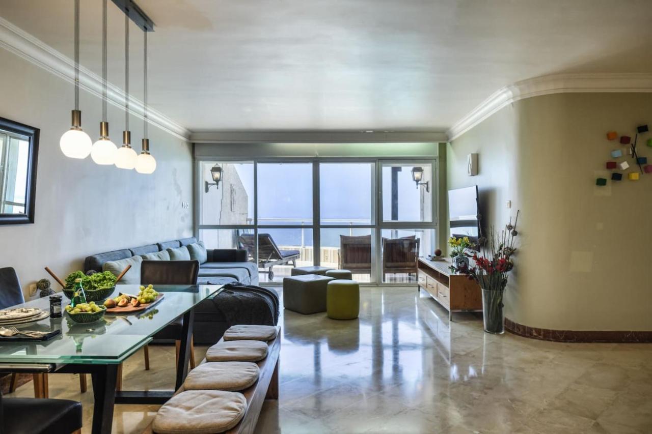 Mamad Netanya Panoramic Sea-View 4BR Apt - B&B Netanya