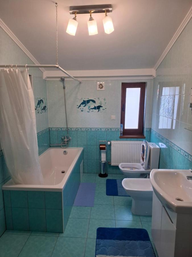 У Миколайчуків - B&B Yaremche