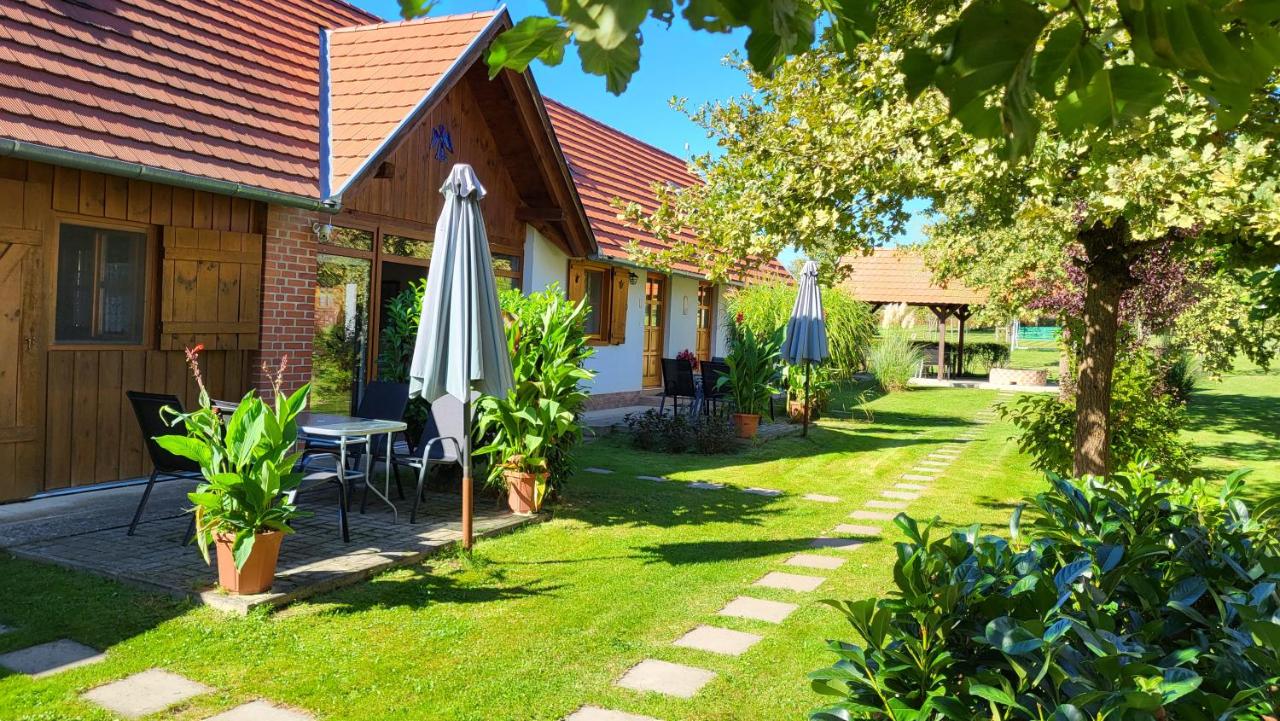 Angyalporta vendégház - Ferienwohnung Őriszentpéter