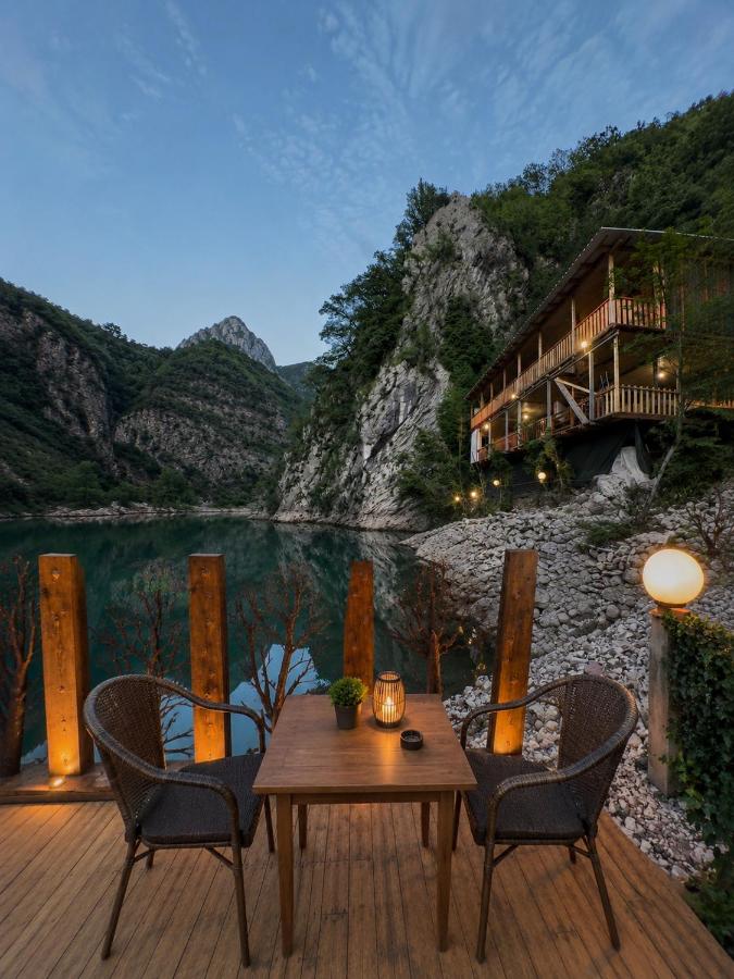 Te Panorama, Komani Lake - B&B Koman