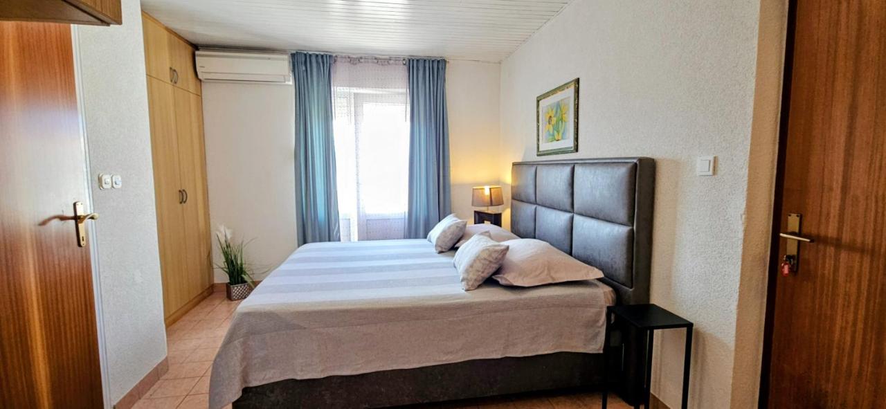 Sunny house KIMI - B&B Omiš