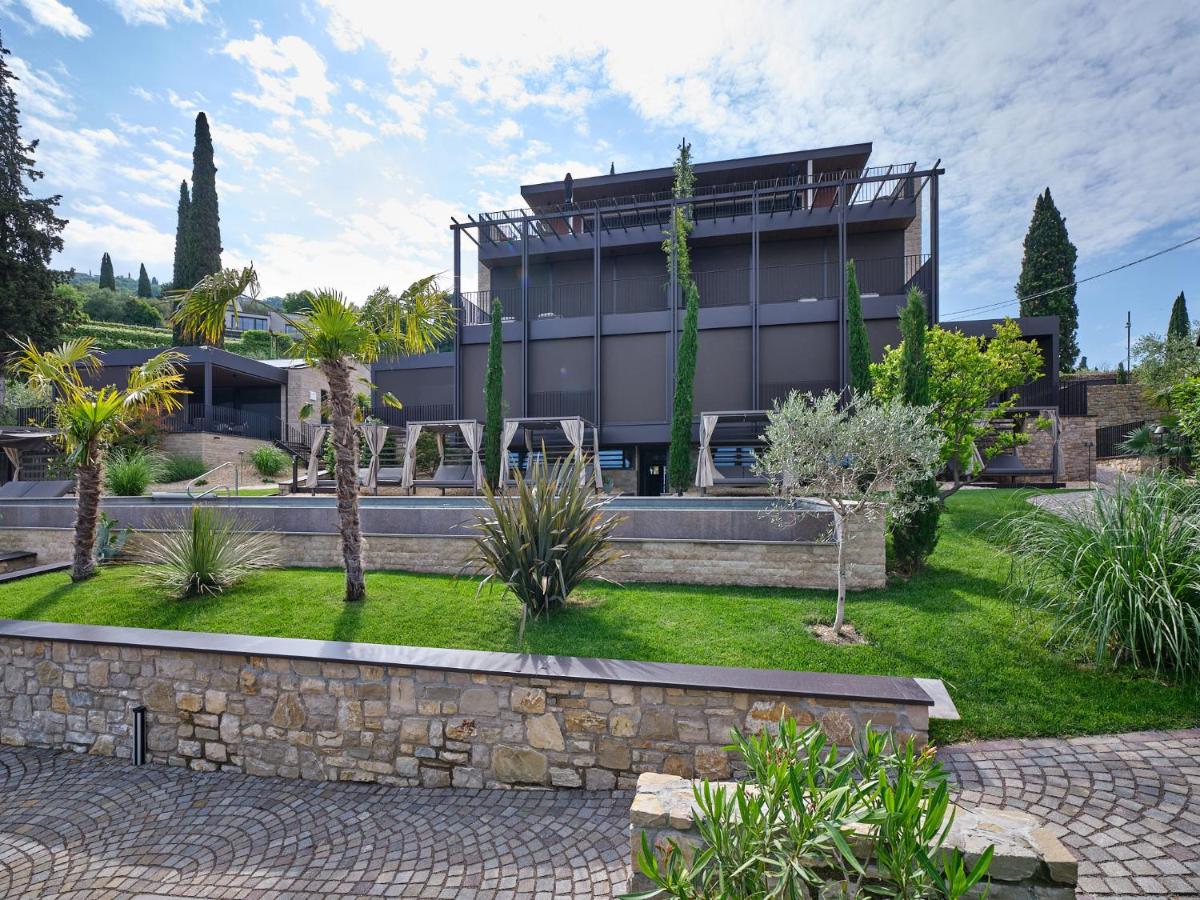 Luxury Apartments La Baia - Gartenwohnung - Ferienwohnung Torri del Benaco