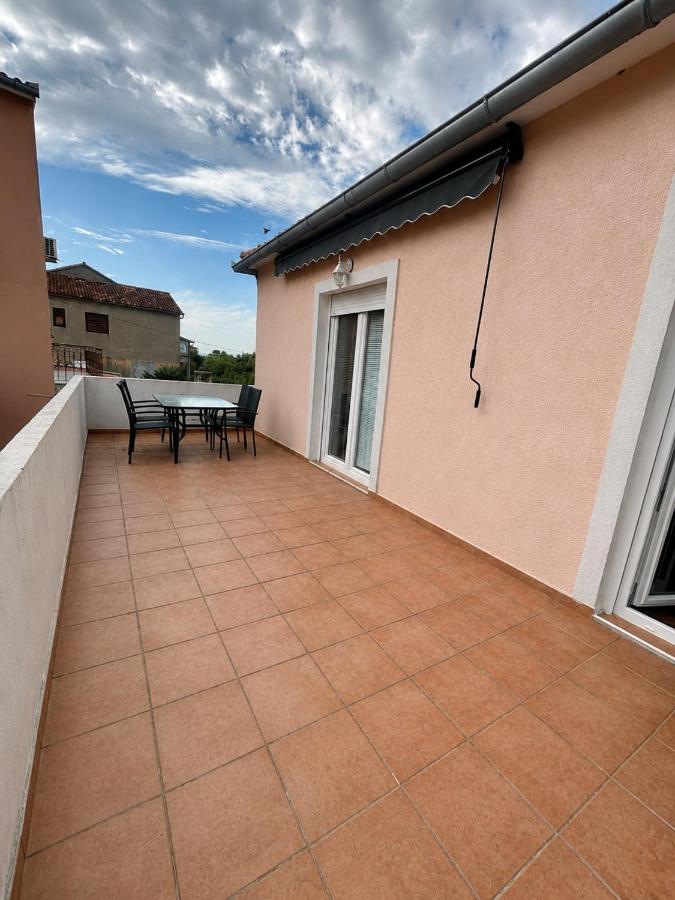 Apartmani Chiara - Ferienwohnung Mrljane