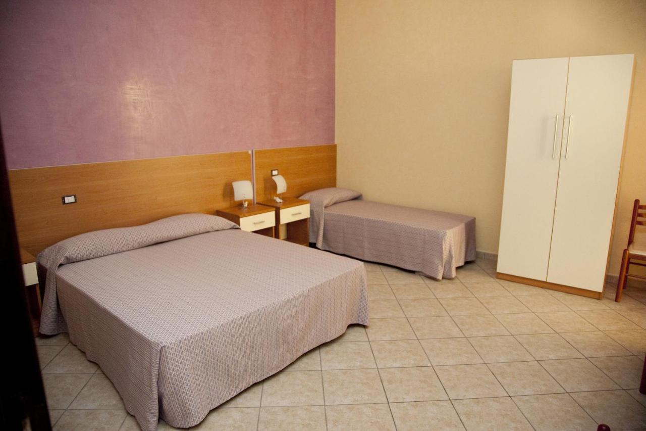 Dreibettzimmer mit eigenem Bad
