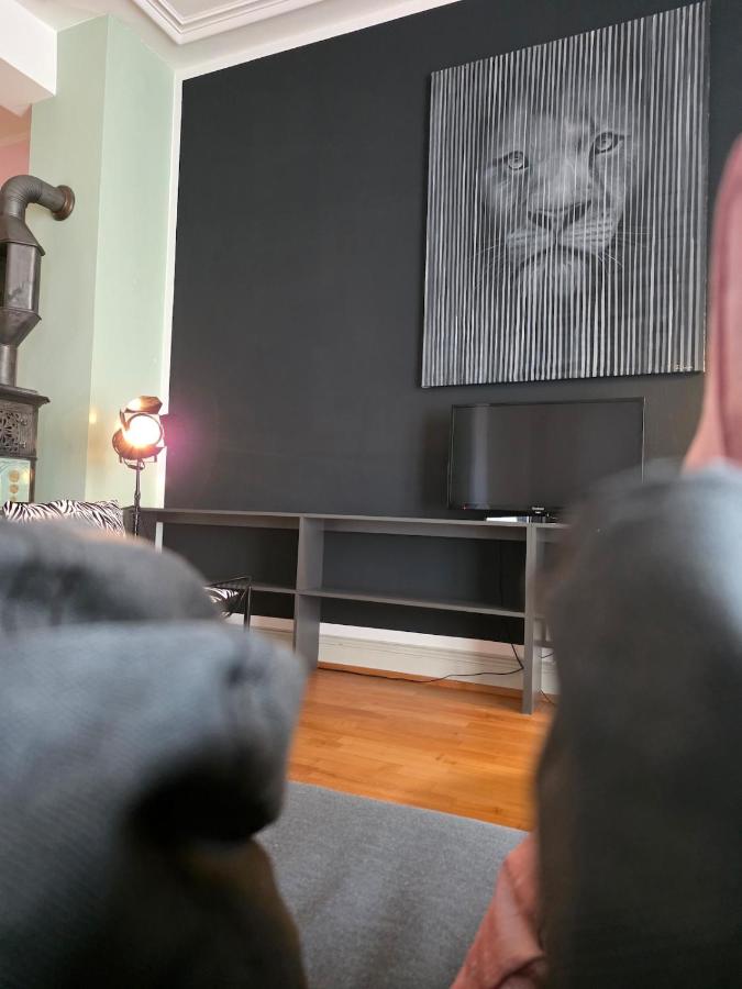 Urban Loft Basel- 15 min airport-city-SBB train station - Bed and Breakfast Bazel