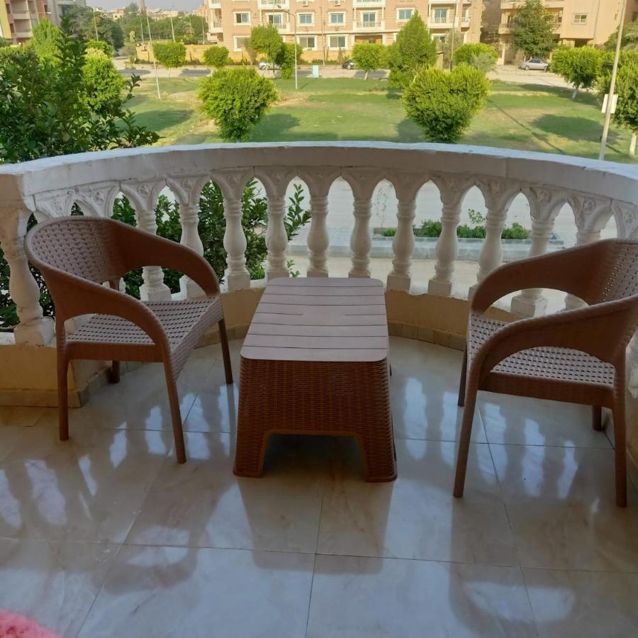 شقه فندقيه بإطلاله مفتوحه رائعه في مدينة العبور - Chambres d'hôtes Abū Şīr