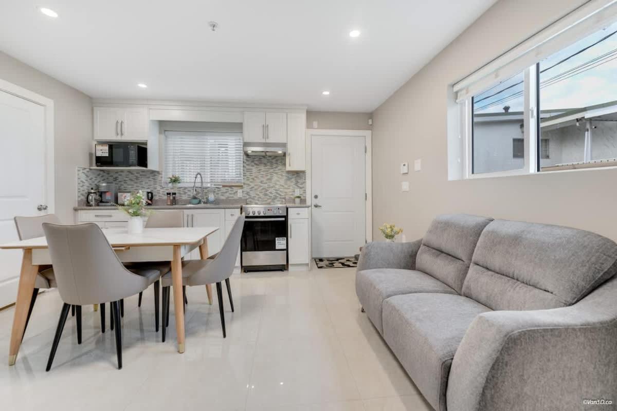 Quiet 2BR Suits in Vancouver with Private Entry - Chambres d'hôtes Vancouver
