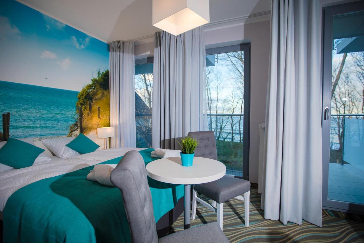 Doppelzimmer mit Balkon und Meerblick
