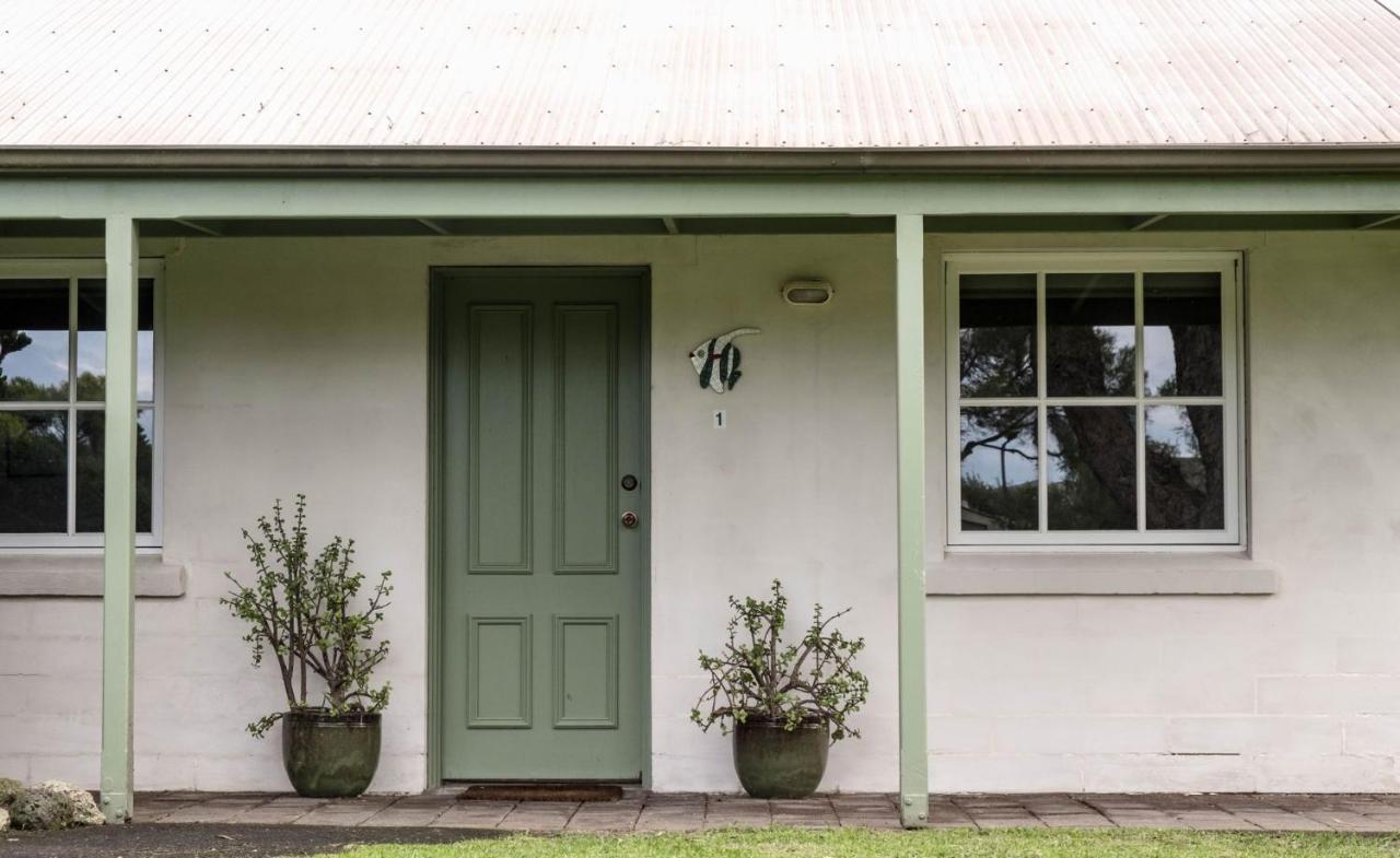 Whalers Cottage - Bed and Breakfast Port Fairy