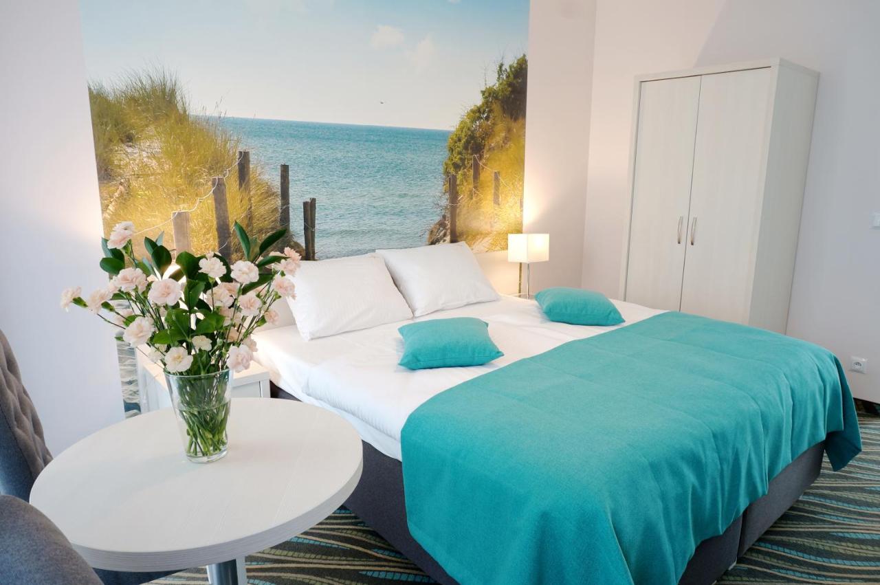 Doppelzimmer mit Balkon