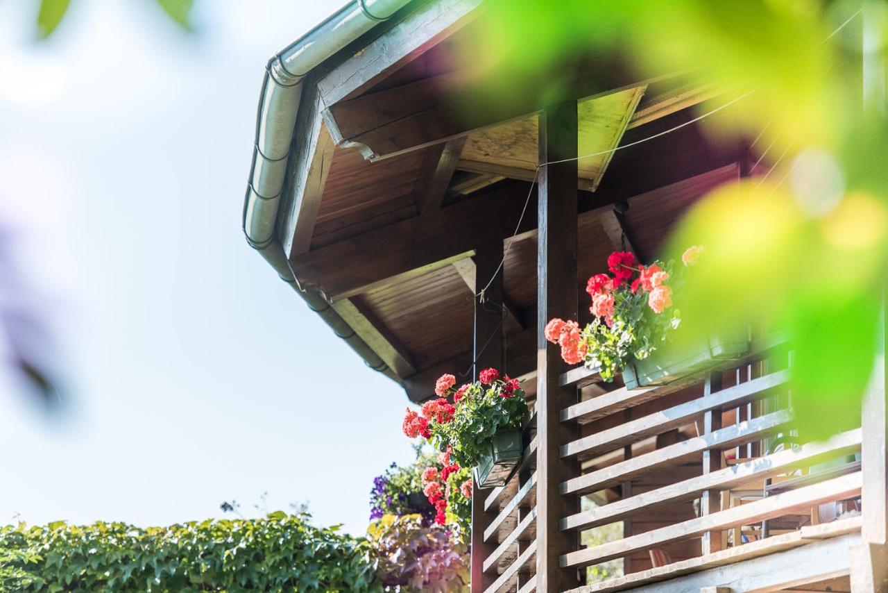 Ferienwohnungen Vomperberg - Bed and Breakfast