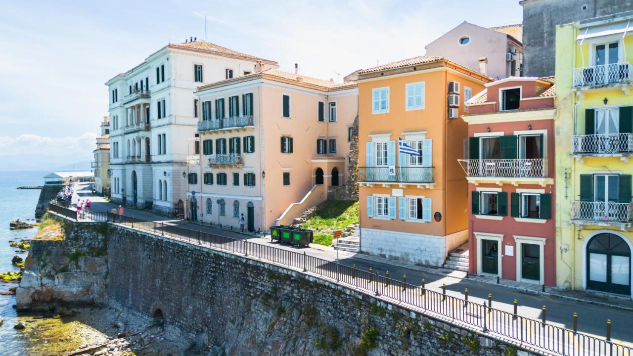 Zoe Apartments - Chambres d'hôtes Karyófyto