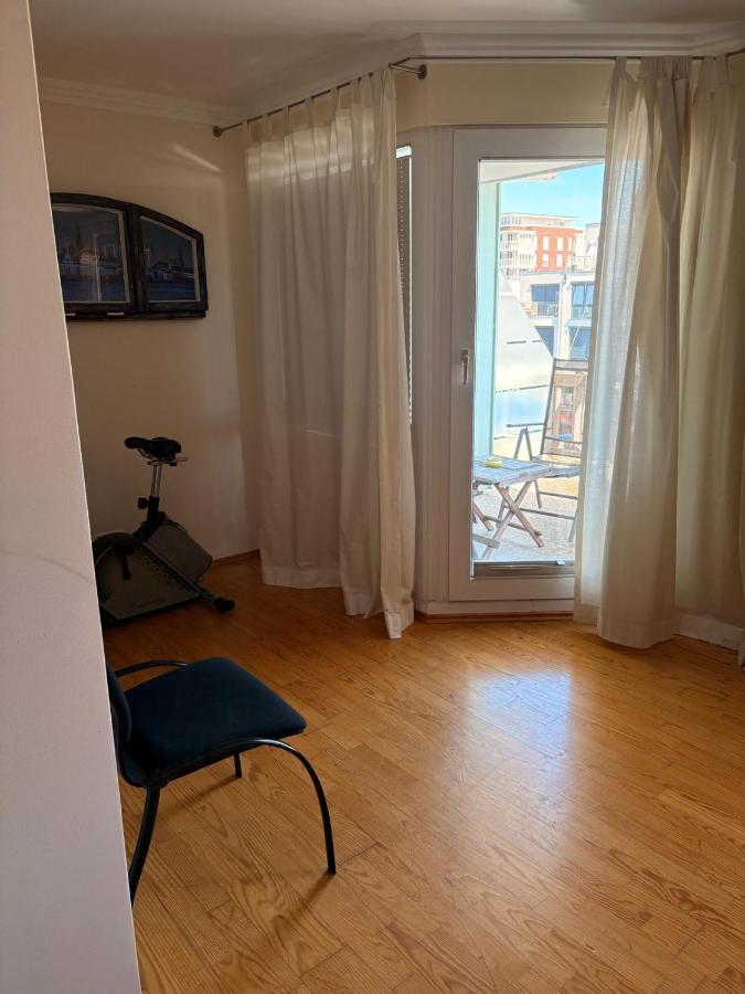 Marina 38-2 - Ferienwohnung Cuxhaven