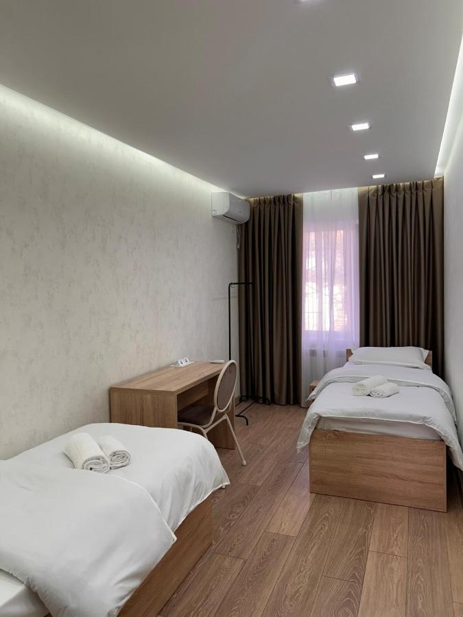 Three rooms on Arbat - Chambres d'hôtes Chymkent