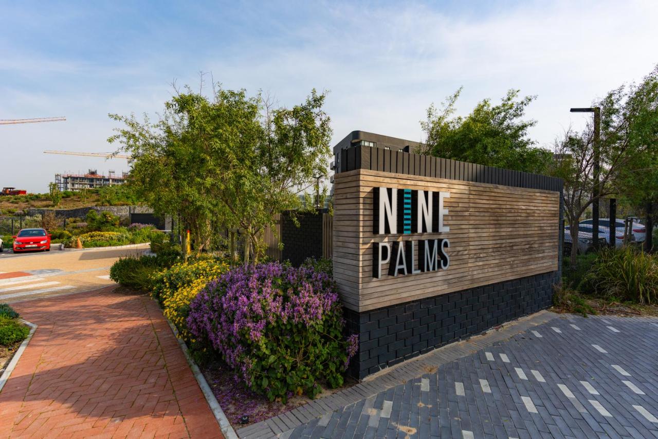 Studio Apartment Century City Cape Town Nine Palms Near Canal Walk - Bed and Breakfast Kaapstad