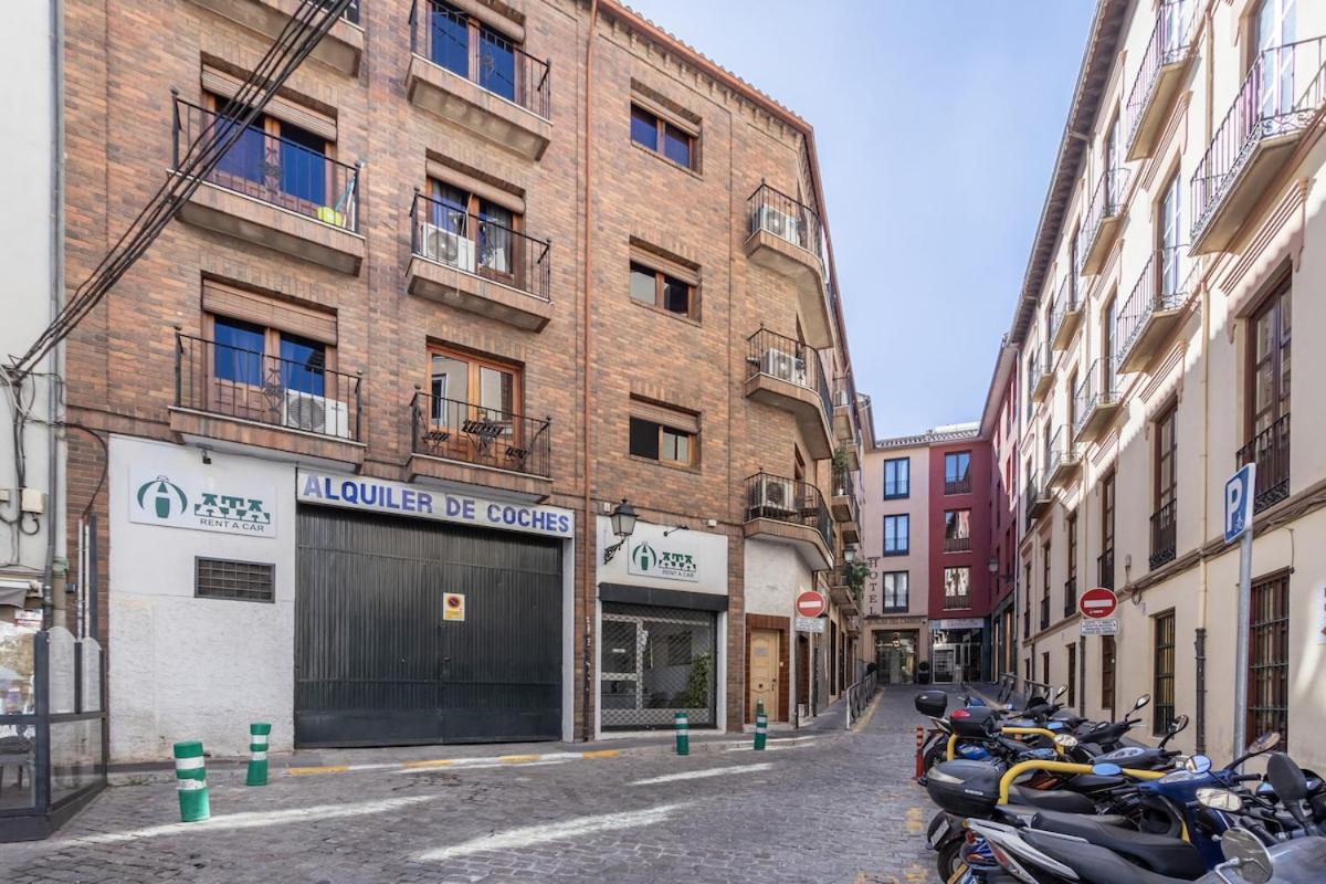 41EnjoyGranadaCentro Parking opcional - B&B Granada
