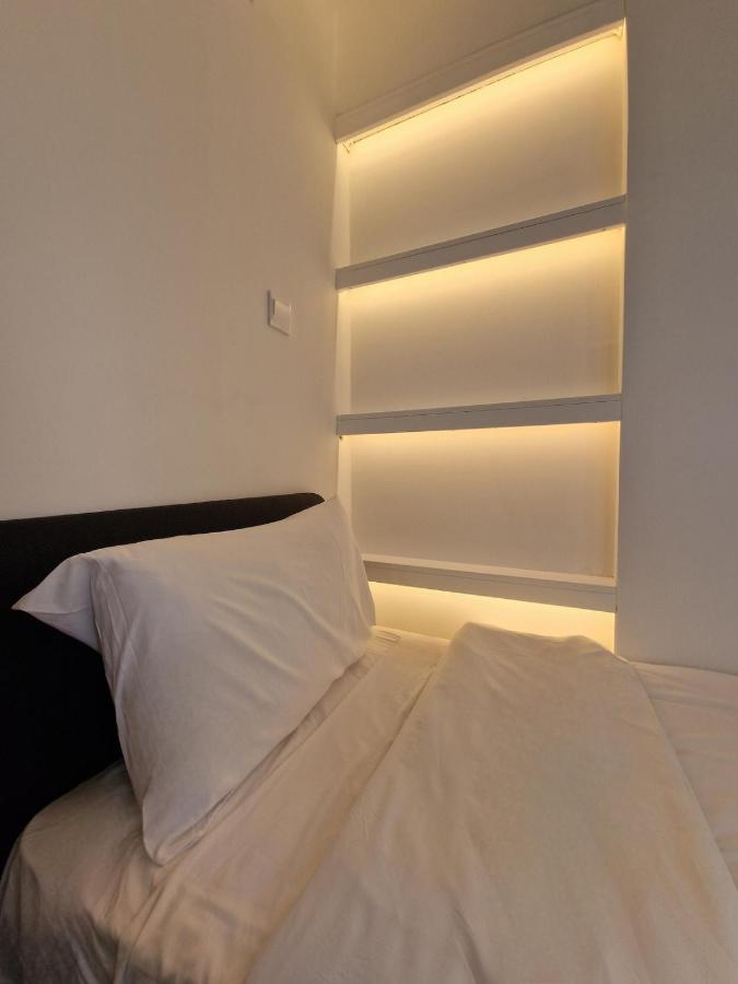 2 BR Modern Apartment in the Heart of Larnaca! - Ferienwohnung Larnaka