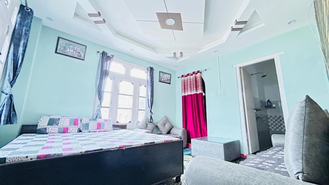 Urni The Paradise - Bed and Breakfast Kilba