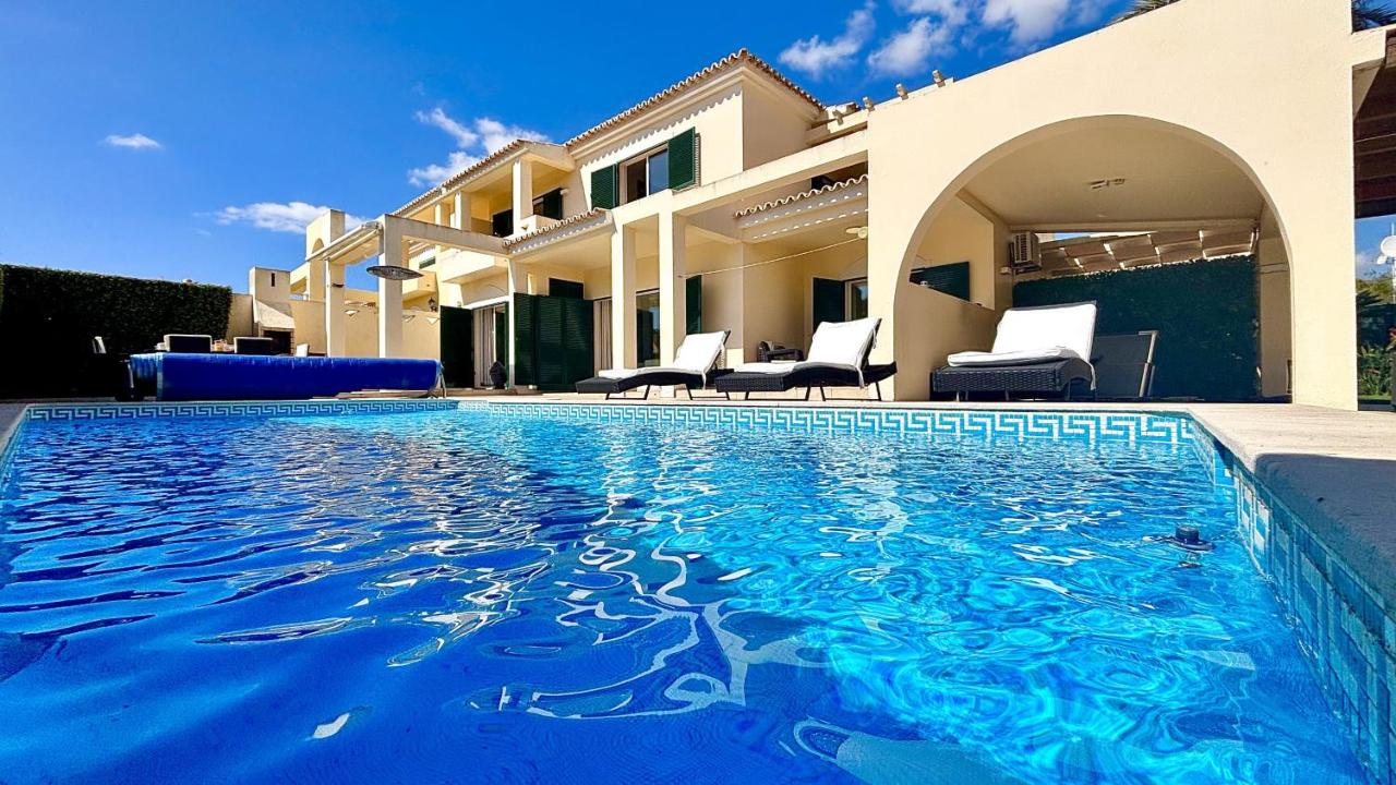 Vilamoura Amazing Golf Villa 3 With Pool by Homing - Chambres d'hôtes Vilamoura