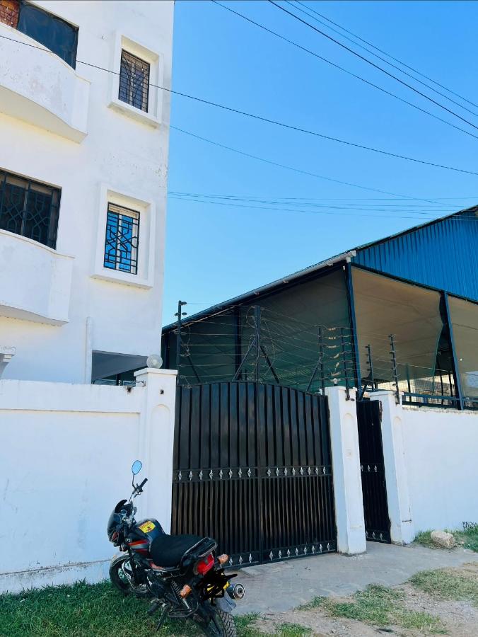 The Wink apartments - B&B Malindi
