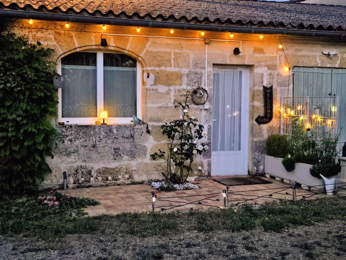 Maison Finchette pour 2 - 5 min Saint-Émilion - Terrasse privée - Parking - Arrivée autonome - B&B Sainte-Terre