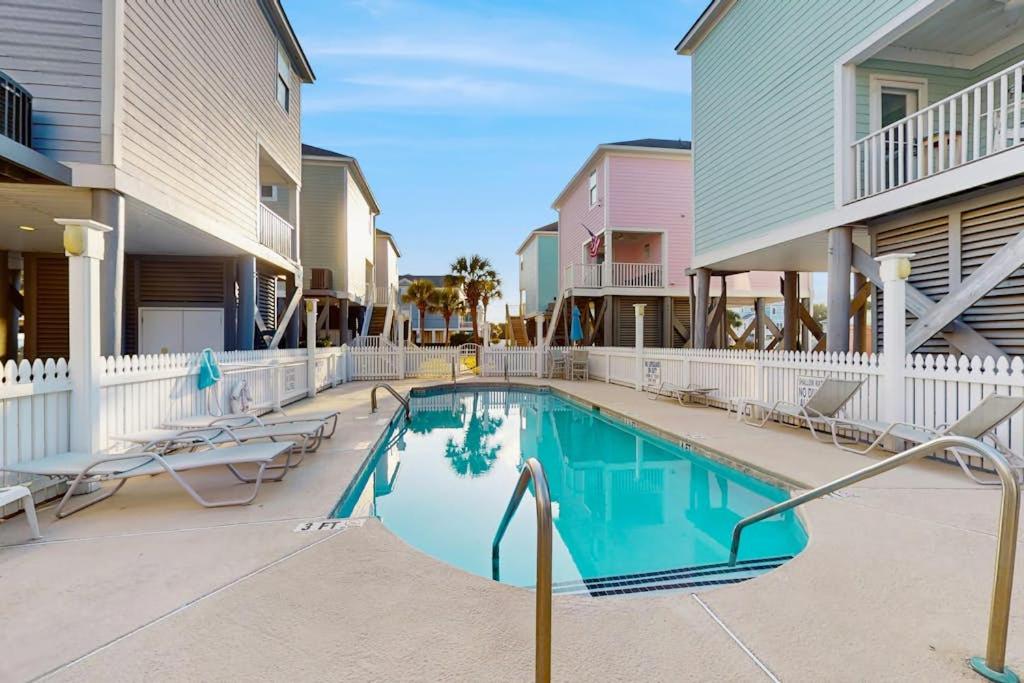 The Coral Stilt - Bed and Breakfast Myrtle Beach