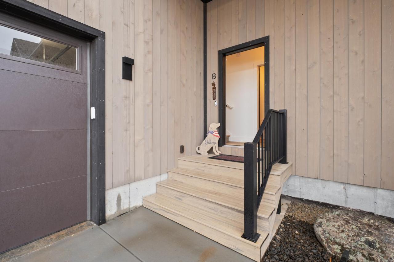 Teton Views Home Modern 5BR Teton Home with Spa, Views and AC Perfect for families or groups - B&B Driggs