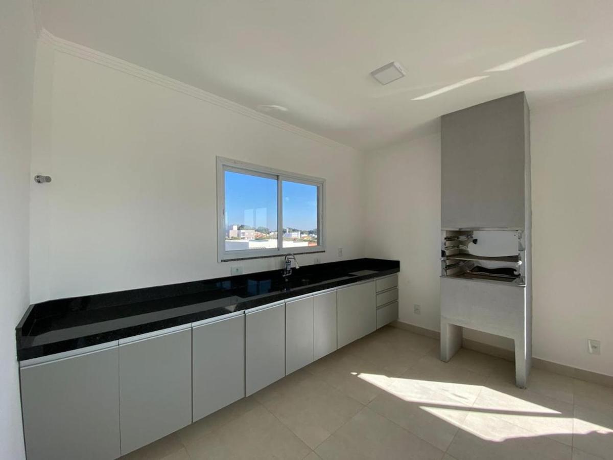 Apartamento completo e aconchegante com garagem - Chambres d'hôtes Jaguariúna