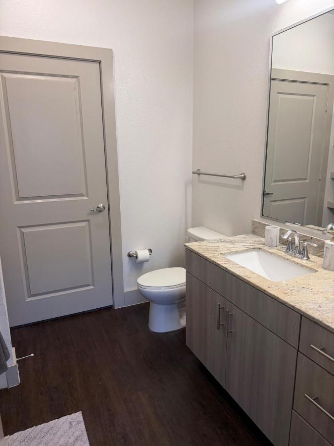 Canal Luxe - Bed and Breakfast Farmers Branch