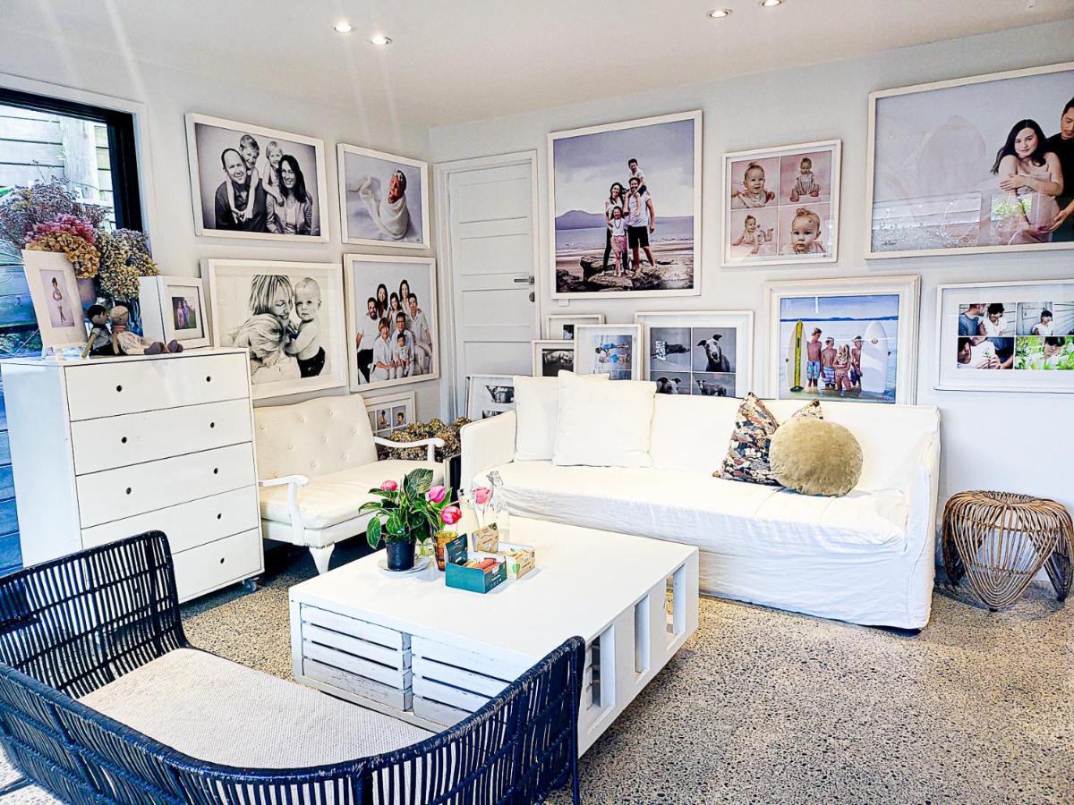 Artist Photographers Home Studio - B&B Auckland