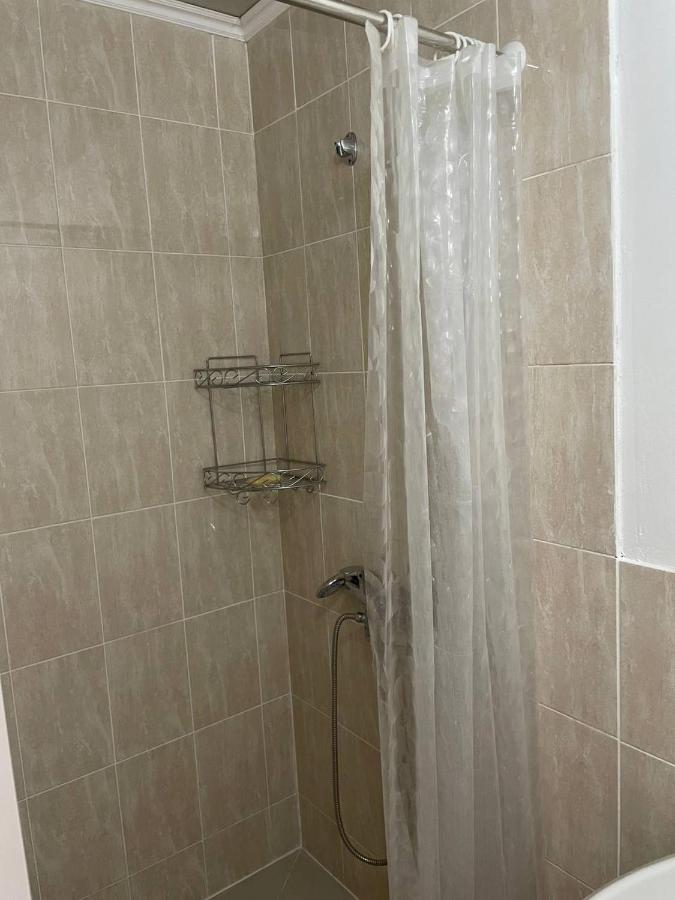 Chambre Triple - Vue sur Ville