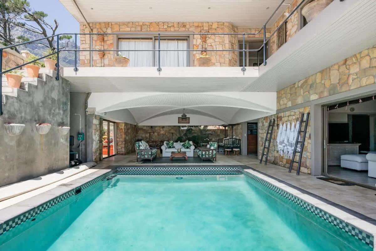 Tuscany in Camps Bay - One Bedroom - Chambres d'hôtes Le Cap