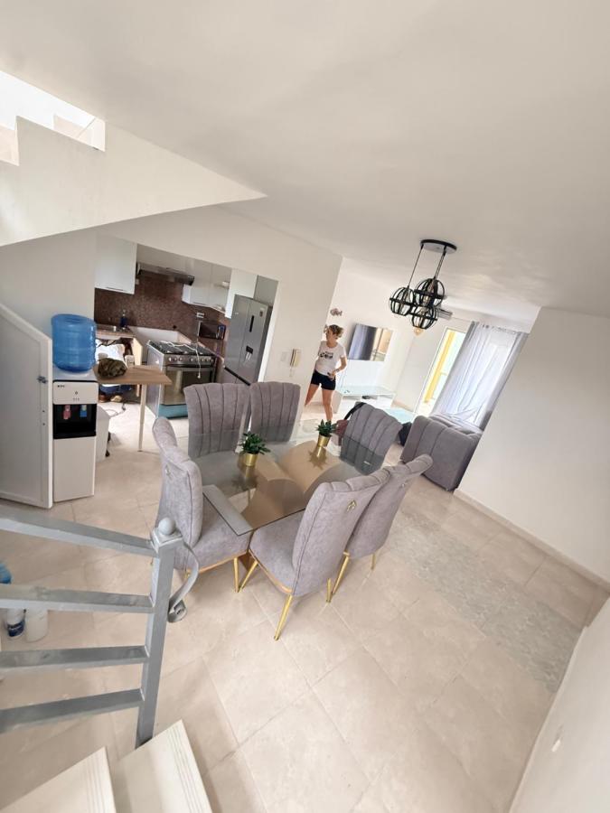 Penthouse 4 habitaciones jacuzzi privado caleta romana - B&B La Romana