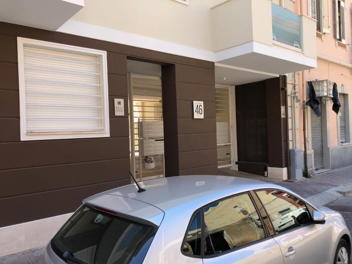 SEAL DOMO - Appartamento con Patio e Parcheggio Privato a Cagliari - B&B Cagliari