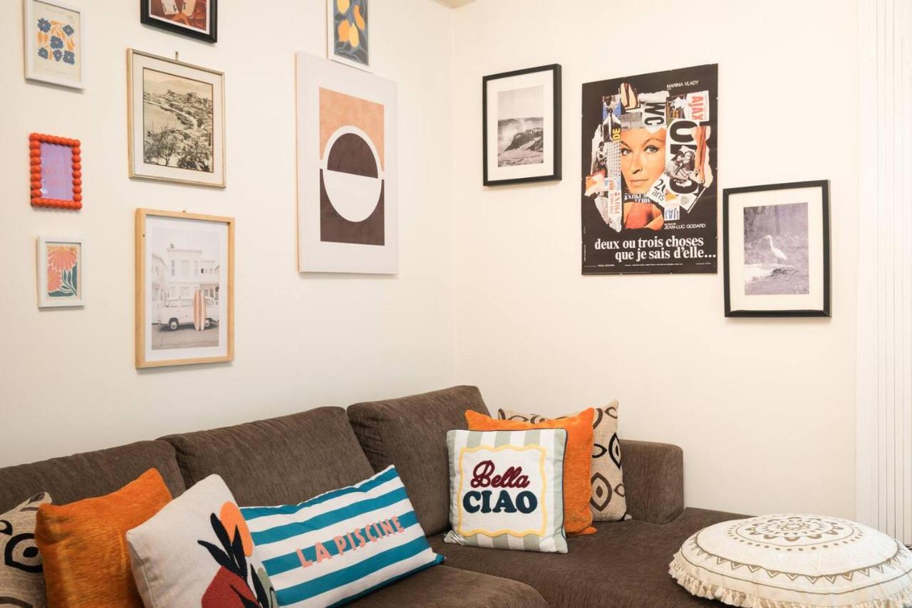 Bright Modern Apartment with terrace - B&B Old Faliron
