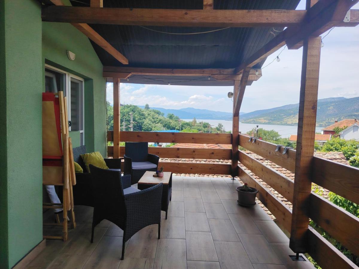 Apartman Dunav Plus - Ferienwohnung Donji Milanovac