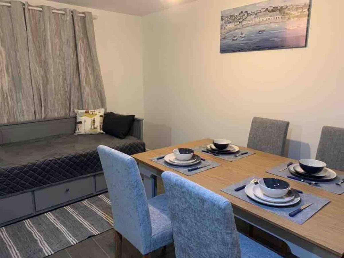 Luxury Modern Marina Apartment G Floor - B&B Portishead