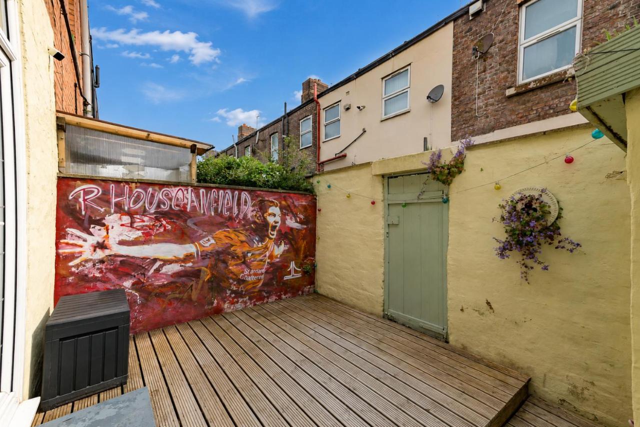 Wylva House - Anfield - Sleeps 7 - Parking - B&B Liverpool