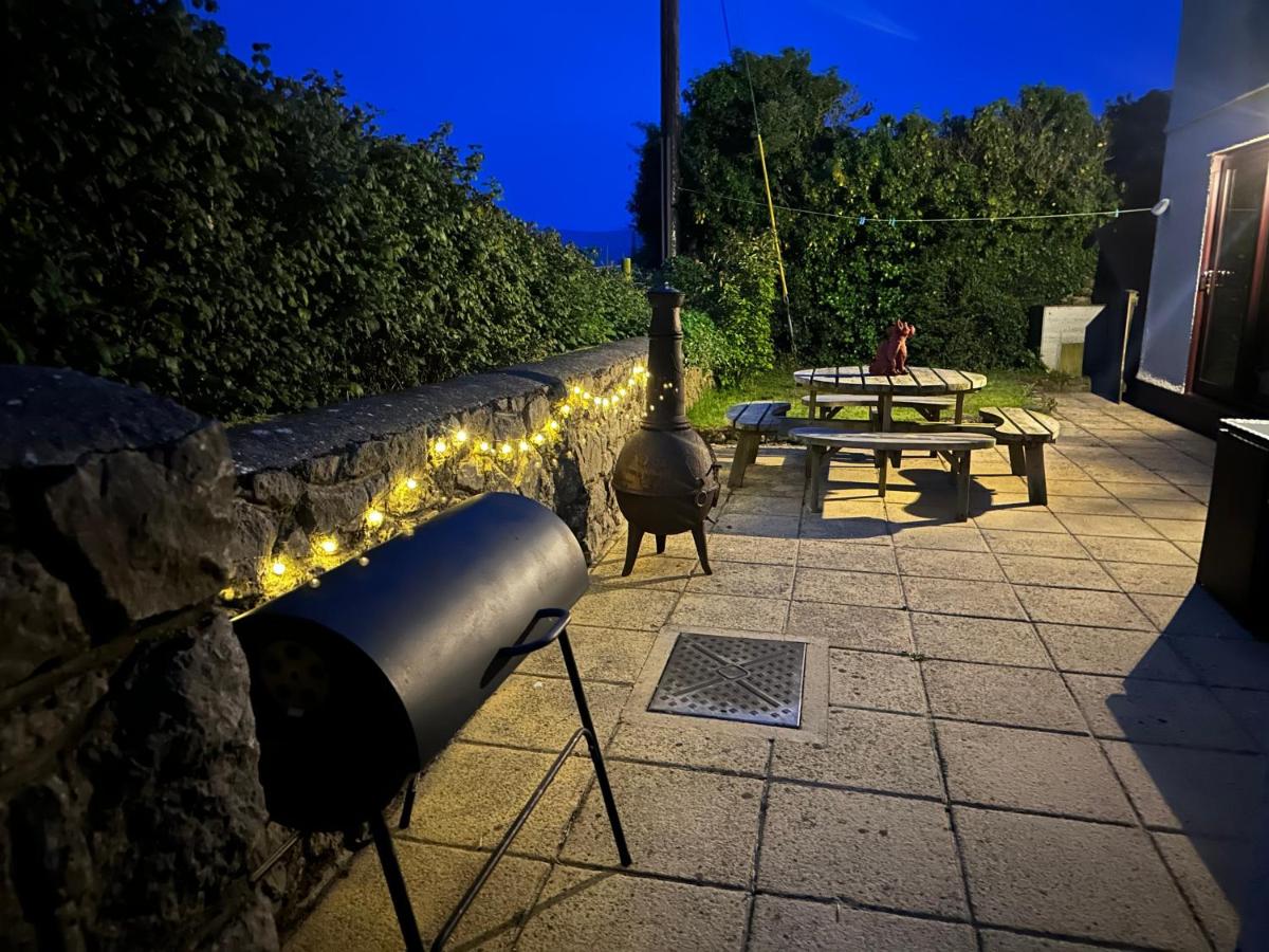 Ty'n Rardd mountain views secure garden parking - B&B Beaumaris