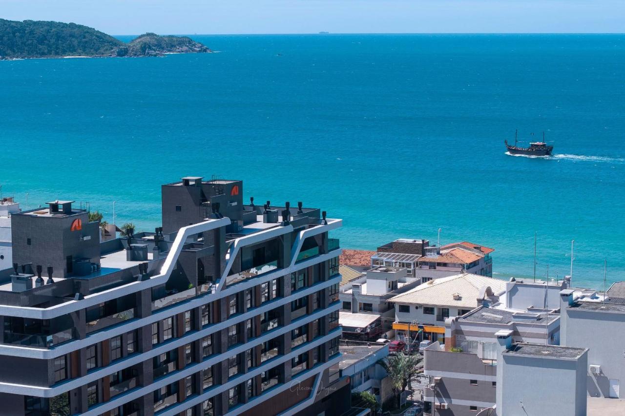 Leme 106 – Apartamento novíssimo a poucos metros do mar em Bombas. - Bed and Breakfast Bombinhas