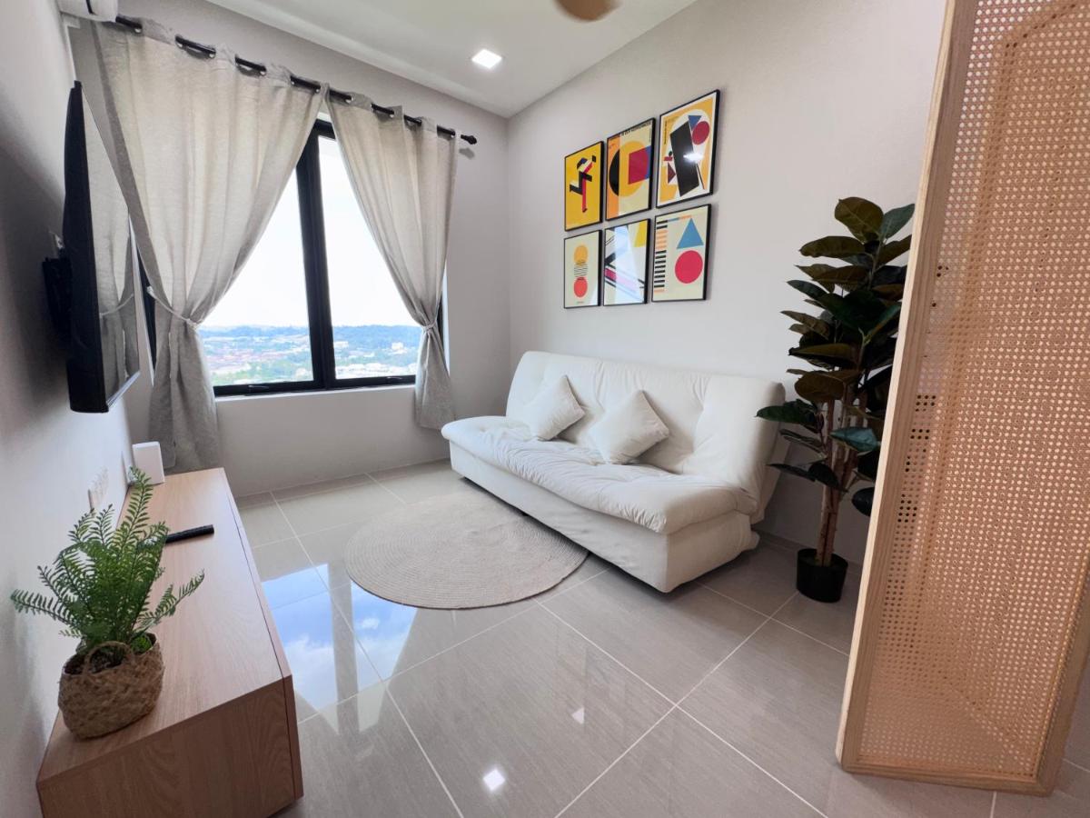 Mizu Homestay - SK One Garden Residence B-11 - B&B Bintulu