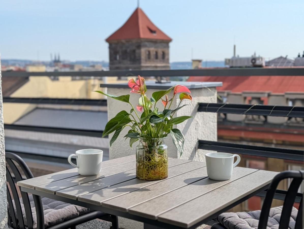 Skyline 3BR Rooftop Terrace Apartment in Center - Ferienwohnung Prag