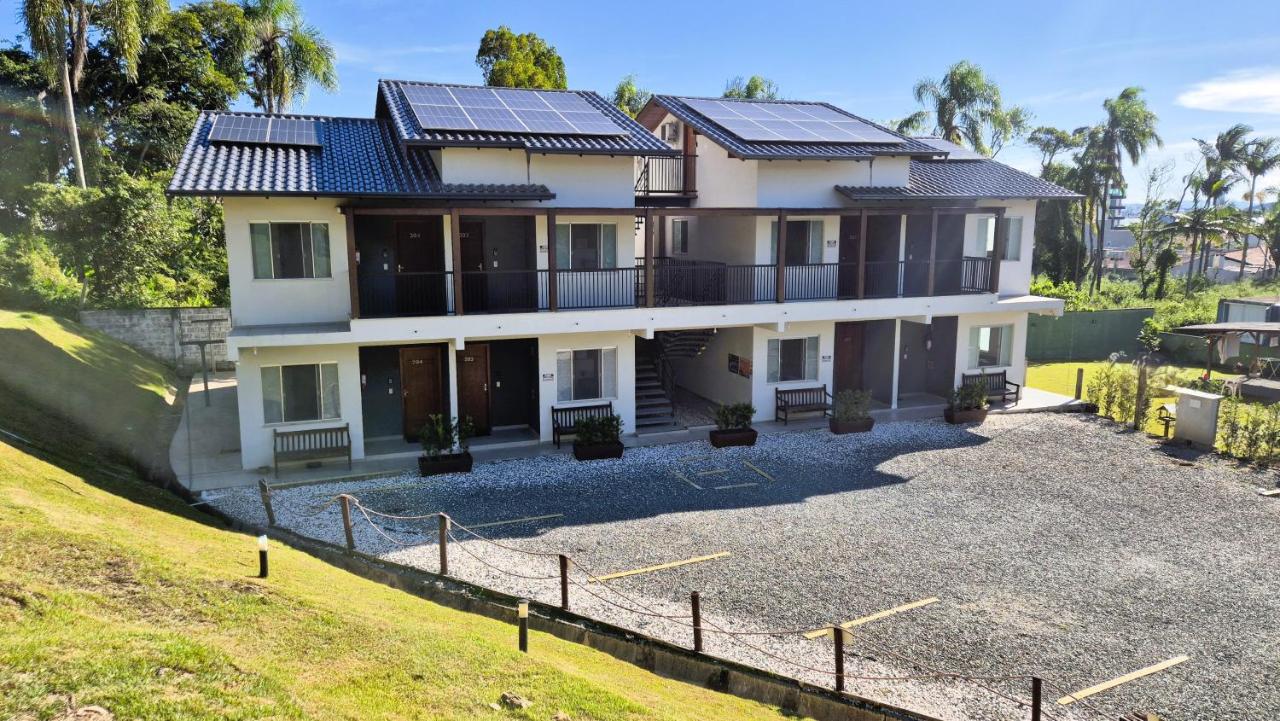 Ipê Eco Village - B&B Penha