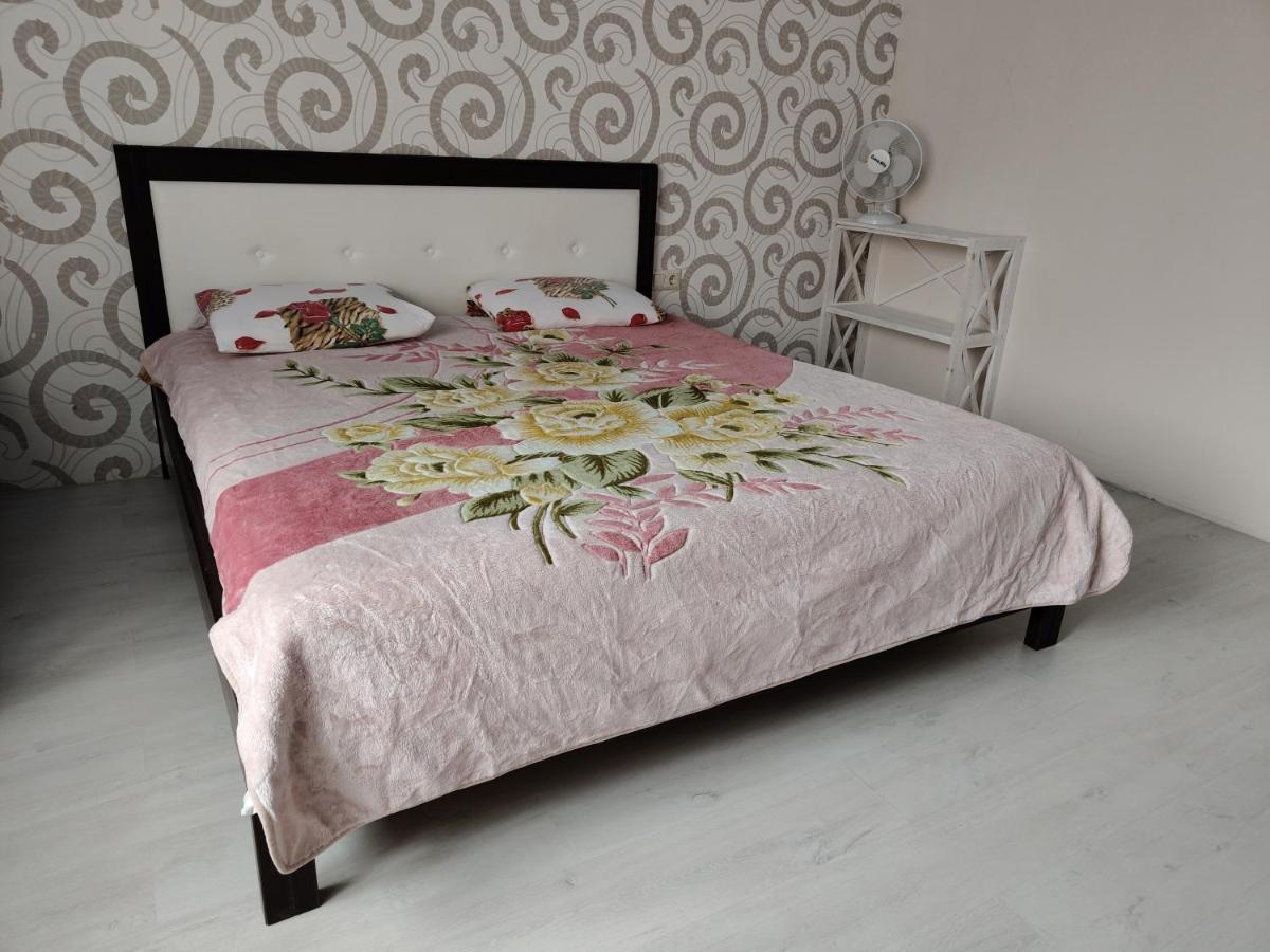 Шесть Этажей До Счастья - Ferienwohnung Tschornomorsk