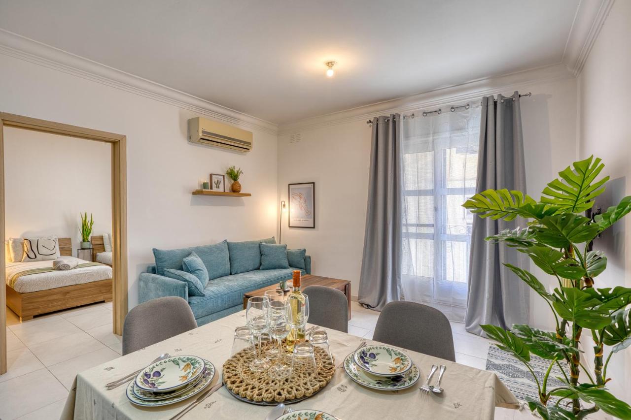 Boutique Stay in Sliema by the Sea - Bed and Breakfast Sliema