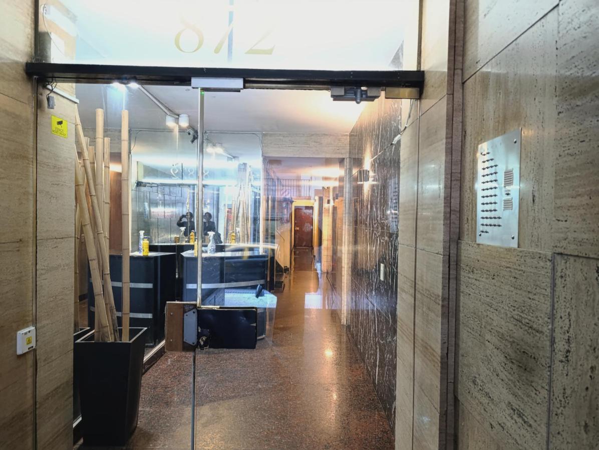 Aires Norteños Cómodo depto en Plaza San Martín - Ferienwohnung Buenos Aires