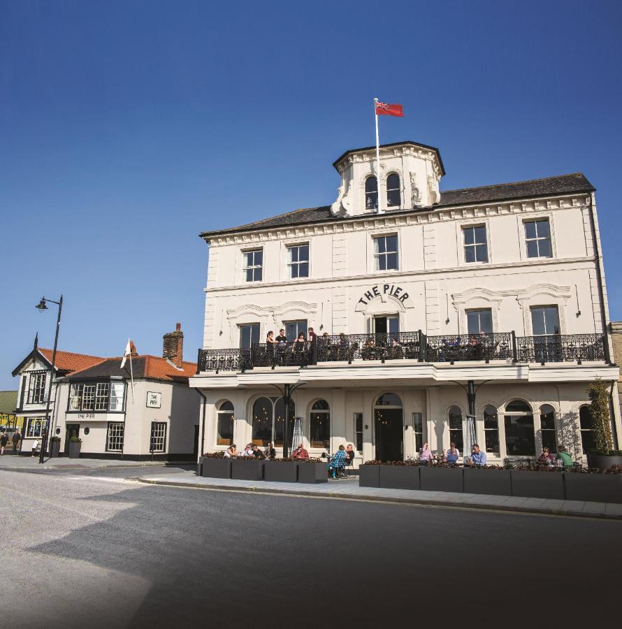 B&B Harwich - The Pier Hotel - Bed and Breakfast Harwich